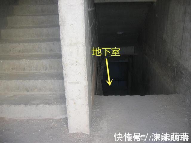 面积|拿到房我很好奇:明明买的是跃层,为什么开发商不把楼梯现浇好?