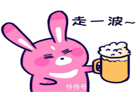 |幽默笑话：闺蜜打个电话还忘不了撒狗粮，她是不是太过分了？