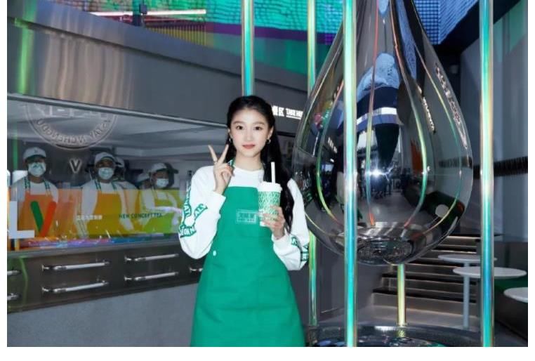 郑恺火锅店让投资人血本无归，总店被拉横幅，陈赫的还能坚持多久