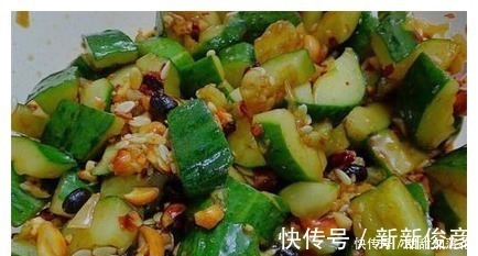 凉拌黄瓜|黄瓜还在炒着吃大厨教你这样做，清脆爽口，吃完还想要！