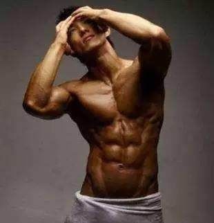 仰卧起坐|健身必知,卷腹致使头酸痛,腹肌你练对了吗?