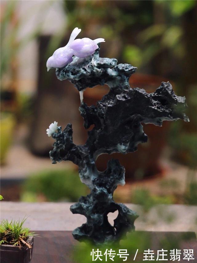 翡翠原石切开又脏又嫩,一番神操作后,竟价值6位数!