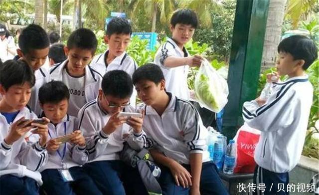 ''垃圾快乐''已然泛滥,父母要让孩子远离,别等孩子毁了才后悔