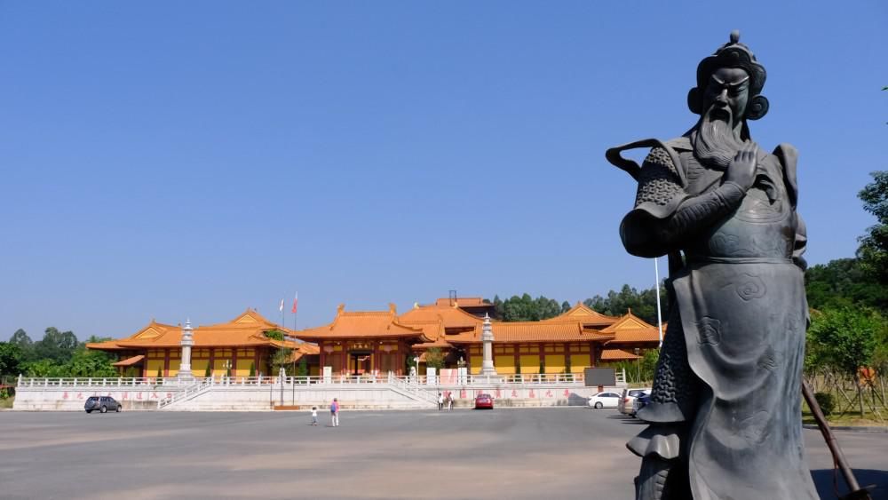  国内最大|国内第一大石雕卧佛自身难保？筹钱修建不容乐观