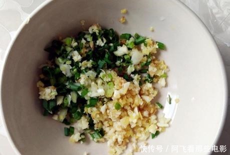 炒粉条时,需要事先焯水吗做错了,难怪粉条不顺滑还易粘锅