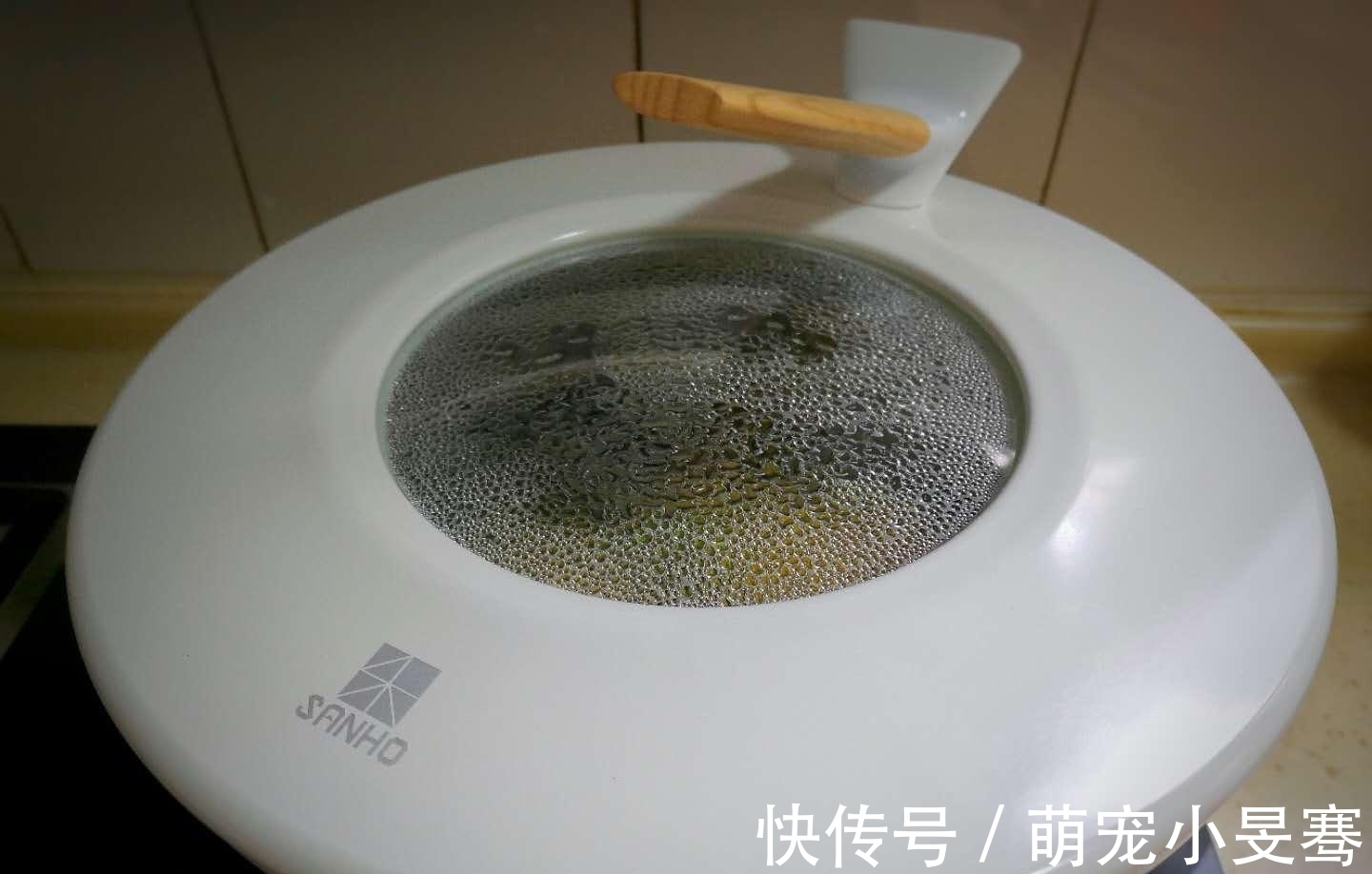 霜降前后多喝此汤,驱寒暖胃特好喝,简单一炖一大锅,全家喜欢!