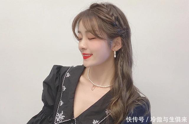 别再披头散发了,今年初冬流行这些时髦发型,气质又撩人