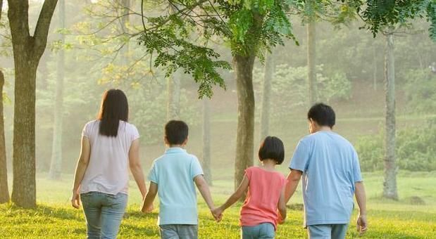 养心|养心=养命1个养心推手动作+3个护心穴位，经常做心脏越来越好