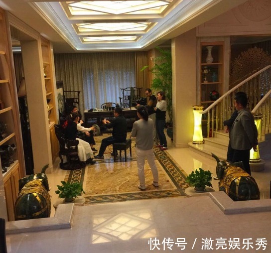 王楠|24届世界冠军王楠豪宅,庭院各种果树,放弃官职,深得老公宠爱