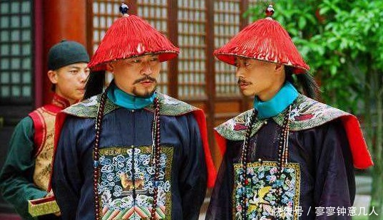 传位|乾隆皇帝有10个儿子,子嗣众多,为何只能传位给嘉庆皇帝?