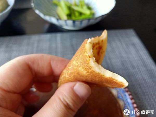 酸奶鸡蛋饼|我给老公做的早餐发朋友圈，简单又美好，闺蜜：老夫老妻还这么浪漫？