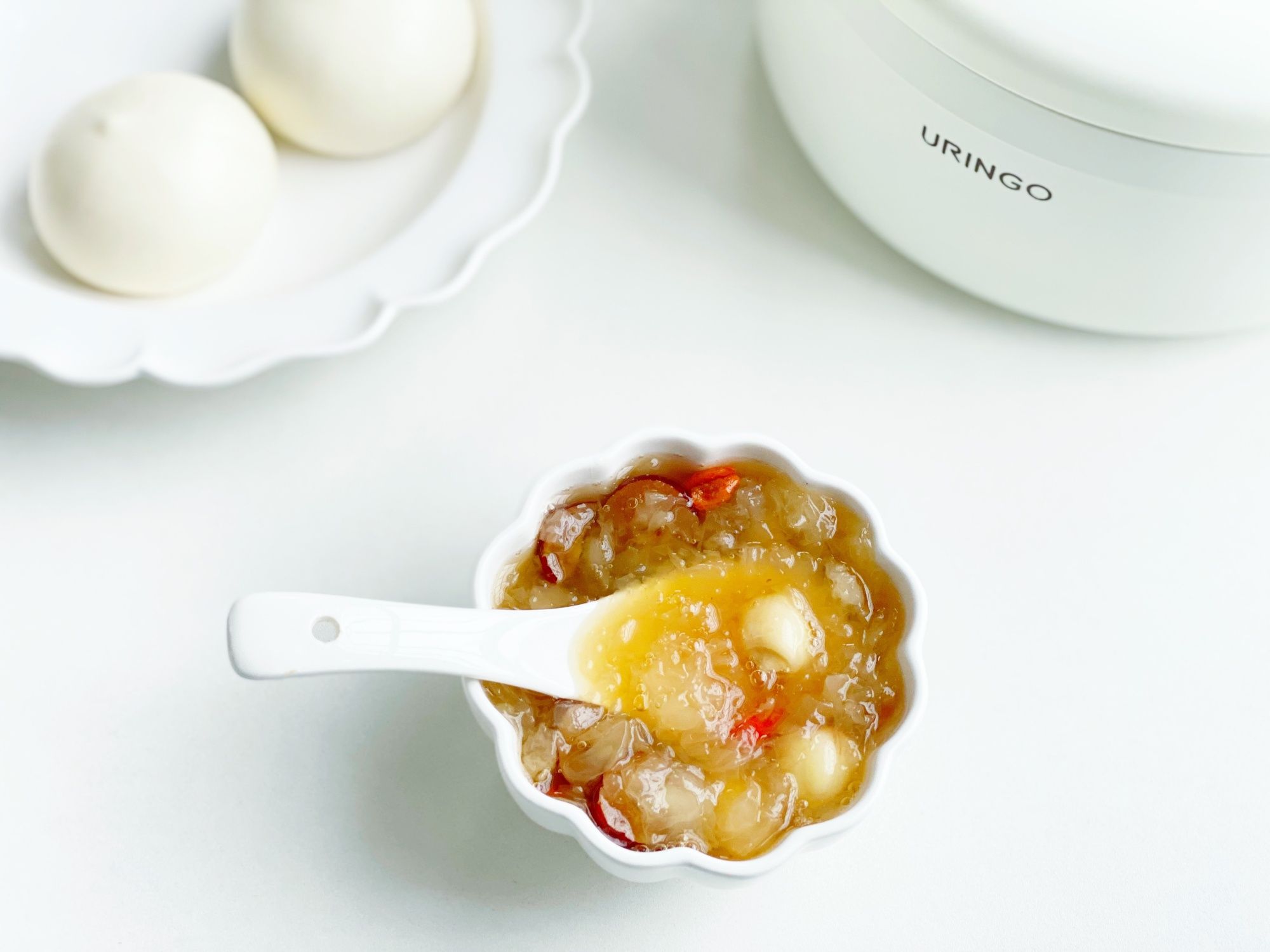 金燕耳|天冷了，女生多喝这汤羹，清心滋润又爽滑，老少皆宜越喝越水灵