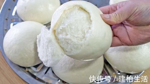 馒头教你这样做,不用酵母不加水,个个蓬松不塌陷,撕着吃更过瘾