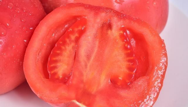  做法|油炸西红柿，做法简单又好吃，让你吃到不一样的口感