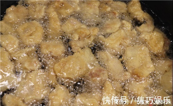面粉|才知道,炸酥肉不能用面粉和淀粉,原来一直都用错,难怪不酥脆