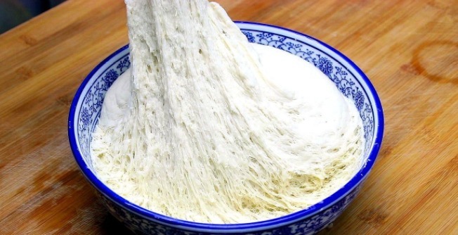 蒸馒头和包子，切记要“三次醒发”，不然出锅后死皮、塌陷还难吃