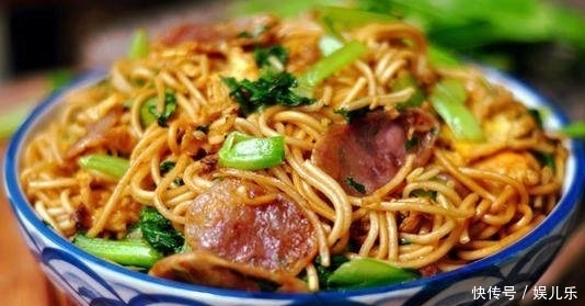 估计|晚餐面条最好吃做法,估计一半人不知道,赶紧学做