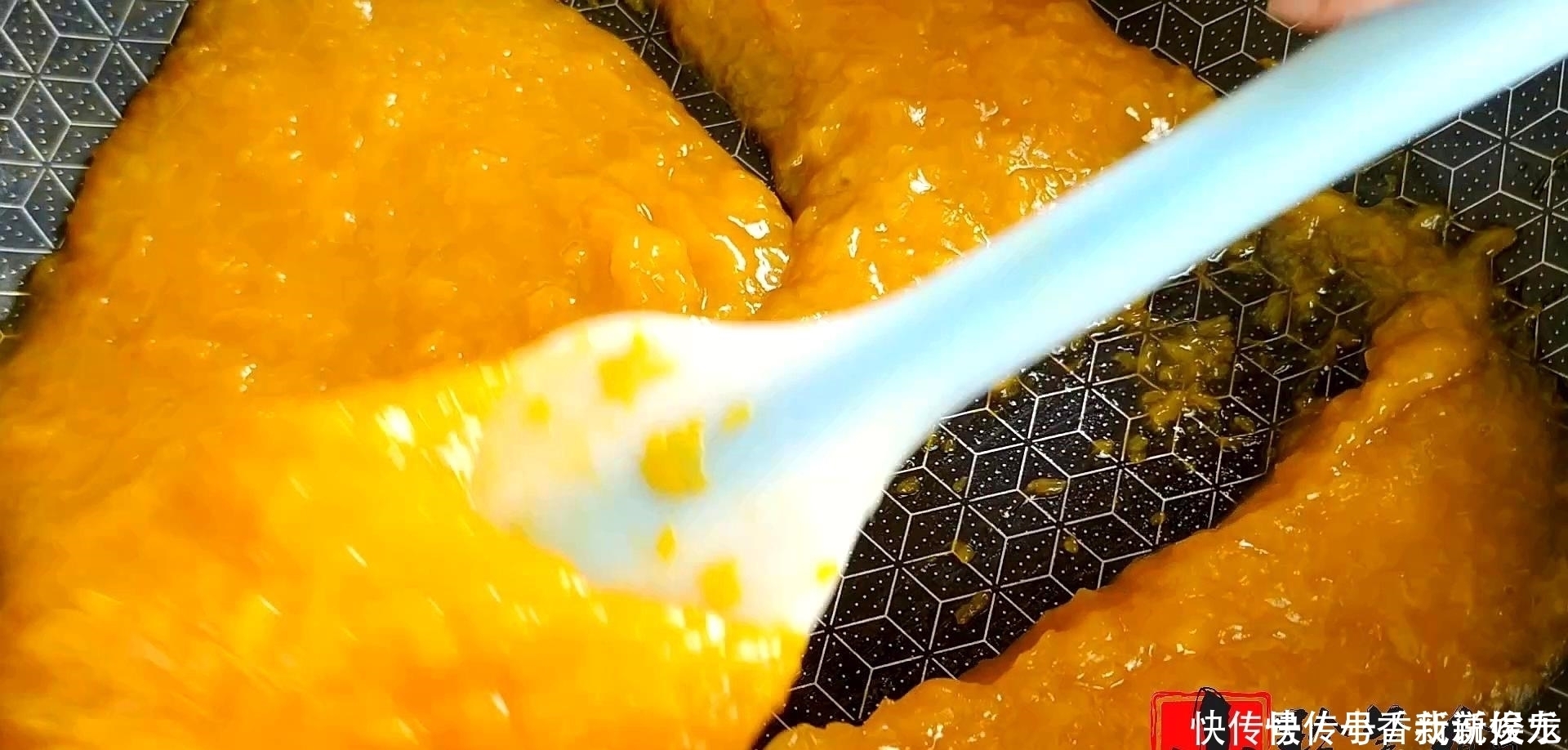 端午节粽子换个新吃法,教你包水晶粽子,晶莹剔透,好看又好吃