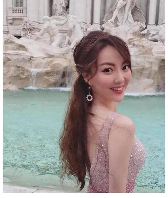 主持人|安徽衛(wèi)視美女主持人：余聲