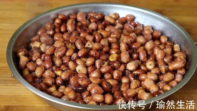 好吃|原来炒花生米也有秘诀,加入一种调料,更加酥脆,比买的还好吃