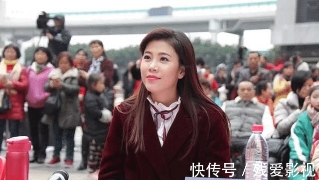 節(jié)目主持人|廣東電視臺節(jié)目主持人黎綺雯越來越有魅力,她才是廣東不老女神