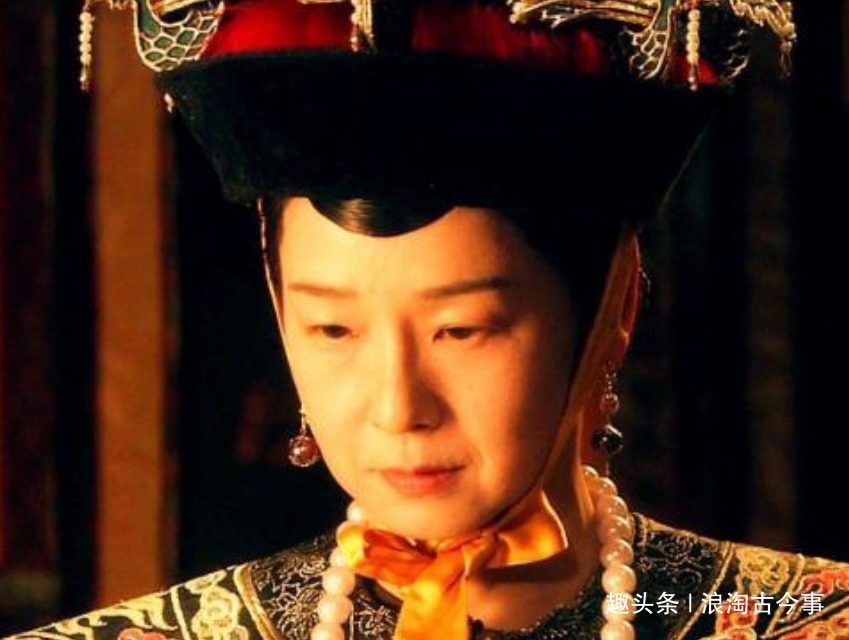 褫衣|“褫衣廷杖”是怎样的惩罚为何慈禧对珍妃两次当众动刑