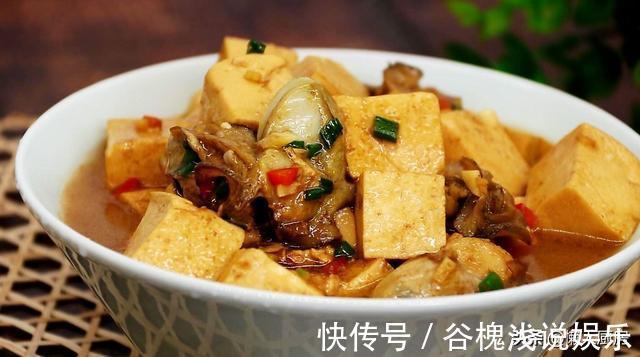 小葱|炖豆腐时,锅里加点它,吃着特别鲜,嫩嫩滑滑的,还不腥