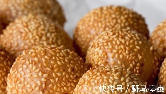 糯米团|想吃麻团不用买,1碗糯米粉就能做,个个金黄酥脆,好吃停不下来