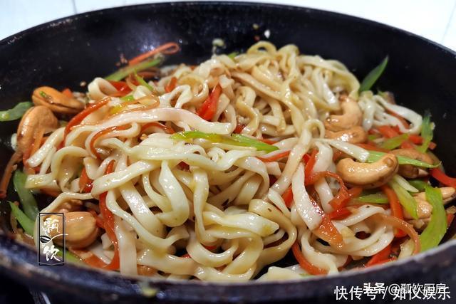 用心做面条,带给孩子的,远不止碳水化合物,好吃又促进孩子成长