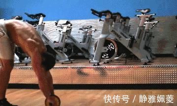 腹肌|健腹轮练不出八块腹肌因为你搞错了这个细节,越练腰越疼