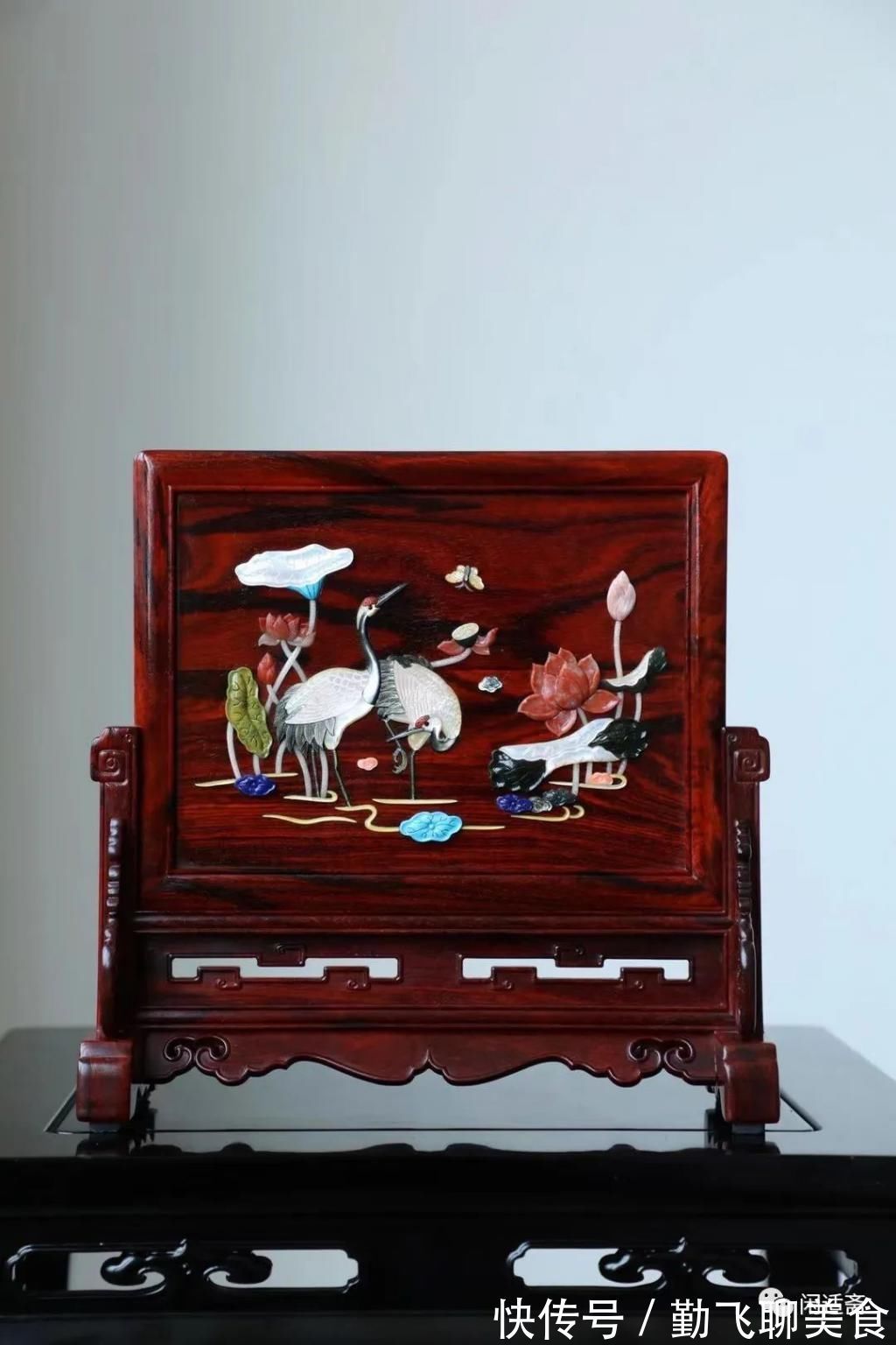 文人#文人案头陈设之雅器,紫檀镶百宝,福寿绵长插屏