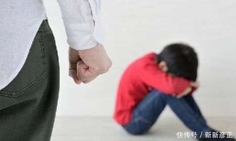 一起长大|从小被打大的孩子，跟没挨过打的孩子，长大后的差距十分明显