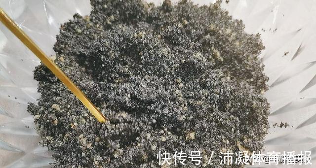 养生|96岁老中医分享的黑芝麻养生吃法，做一次吃半个月，太实用了