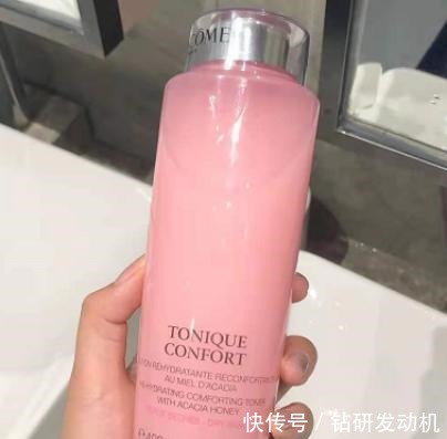 敏感肌 3款护肤品已入“黑名单”,皮肤科医生都不碰,新手还拿来当宝!