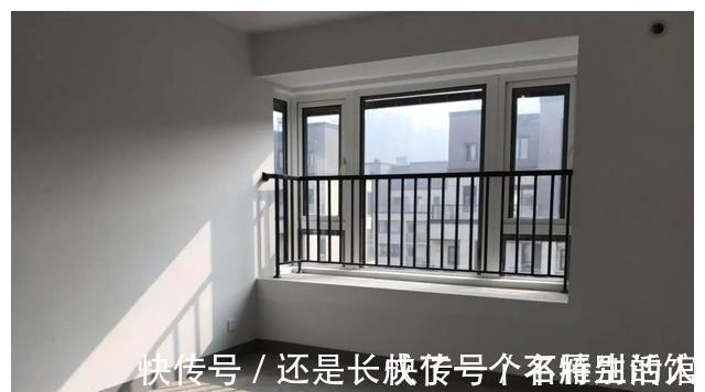 断桥铝门窗|一梯两户买东户还是西户好?和买过的亲戚聊了3小时,区别这么大