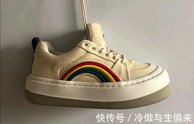 搭配|深受直男厌恶，差评最多的三款鞋型！到底有多难搭配！