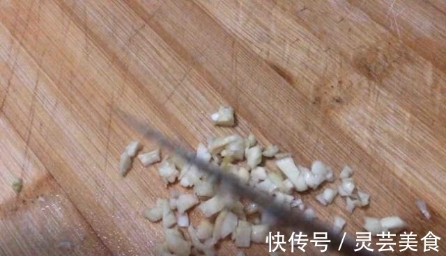 维生素c|“西兰花”有人焯水!有人直接炒!厨师长说这样做,又脆又入味!