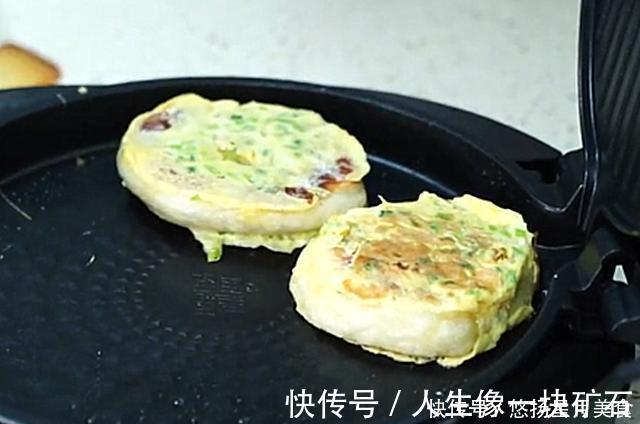 快速早餐饼的做法,15分钟搞定一顿饭,营养美味,比油条包子好吃