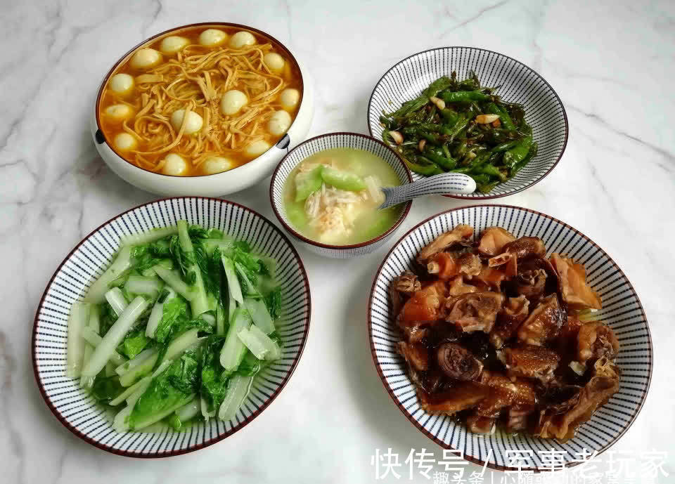 腊鸡肉|午餐只有4菜1汤,发朋友圈却人人羡慕,网友:嫁对老公了,真幸福