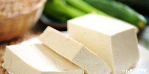 煎豆腐|煎豆腐时，万万不可直接下油锅，多加这1步，豆腐不粘锅也不碎