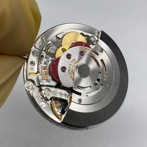 大v腕表 透明水鬼的独特魅力！水鬼改装透明水晶款表壳展示星辰大海！水晶水鬼