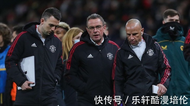 本賽季|英媒分析曼聯(lián)成績不佳球隊引援無章法 C羅B費不適合朗尼克戰(zhàn)術