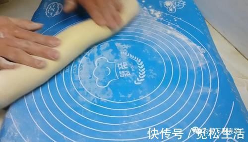 面粉别烤面包了,锅里烙一烙,个个松软香甜,保证全家都爱吃