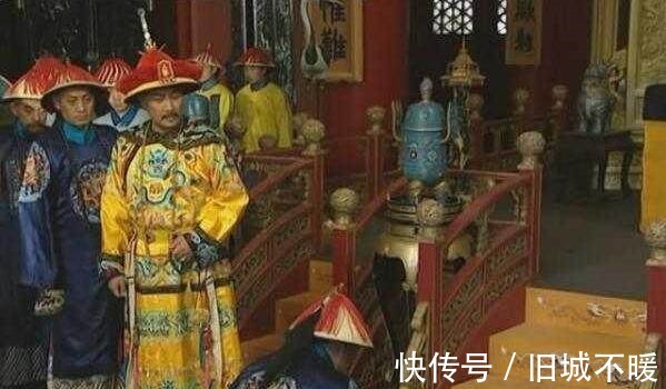 隆科多|《雍正王朝》隆科多兵谏，十三爷为何能接管兵权答案终于被说出！