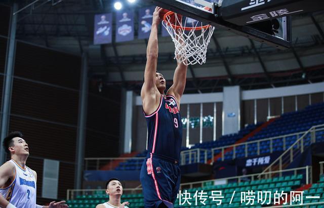 职业生涯|什么是常青树?这就是!易建联职业生涯各项数据及历史排名一览