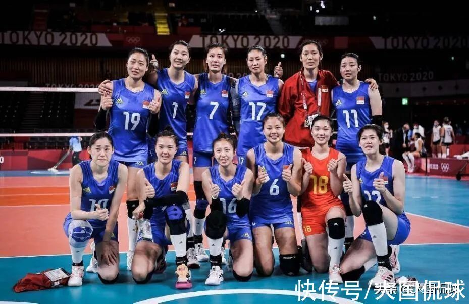 安家杰|中国女排喜从天降!8名主力留队辅佐新帅,冲击巴黎奥运冠军