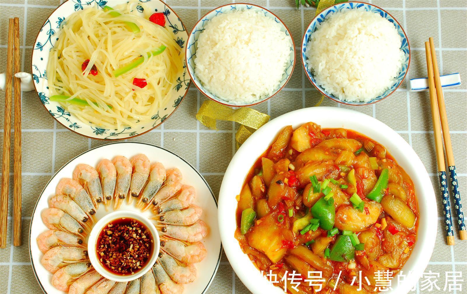 46岁后两口子的晚餐火了，巧搭配有营养，网友：这才是人间烟火！