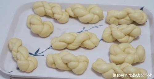 中筋面粉|中国特色小吃:麻花,我花1万块钱买来的配方,现在免费教给你