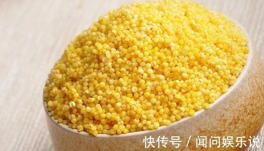 脸色|煮小米粥时加一宝,失眠好了,脸色更红润,不想每天疲惫可试试!