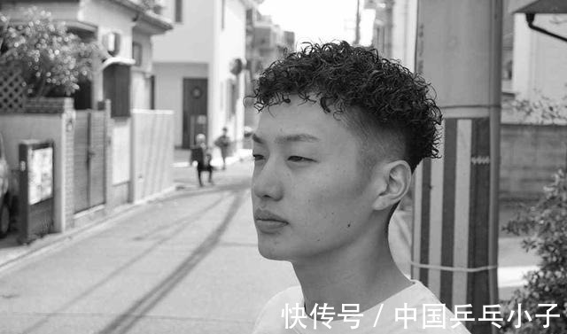 头发 男人帅不帅,三分看长相七分靠发型,同意吗